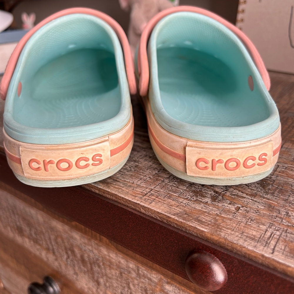 Crocs - Picture 2 of 2